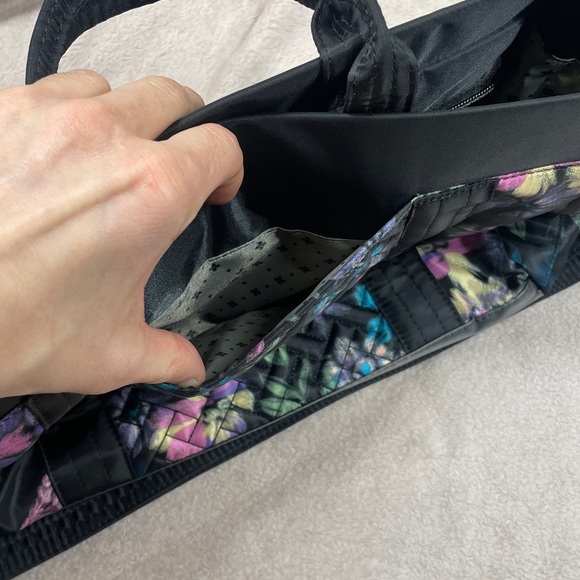 NWOT - Lug Romper 2 Tote - Bloom Black/Black - Picture 7 of 11